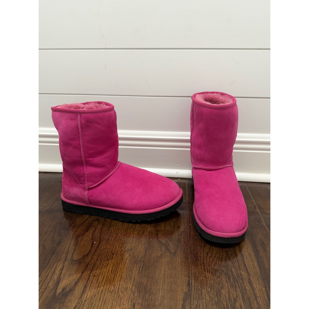 UGG Australia Classic Short Boots Hot Pink Suede Sheepskin Shearling Womens 10